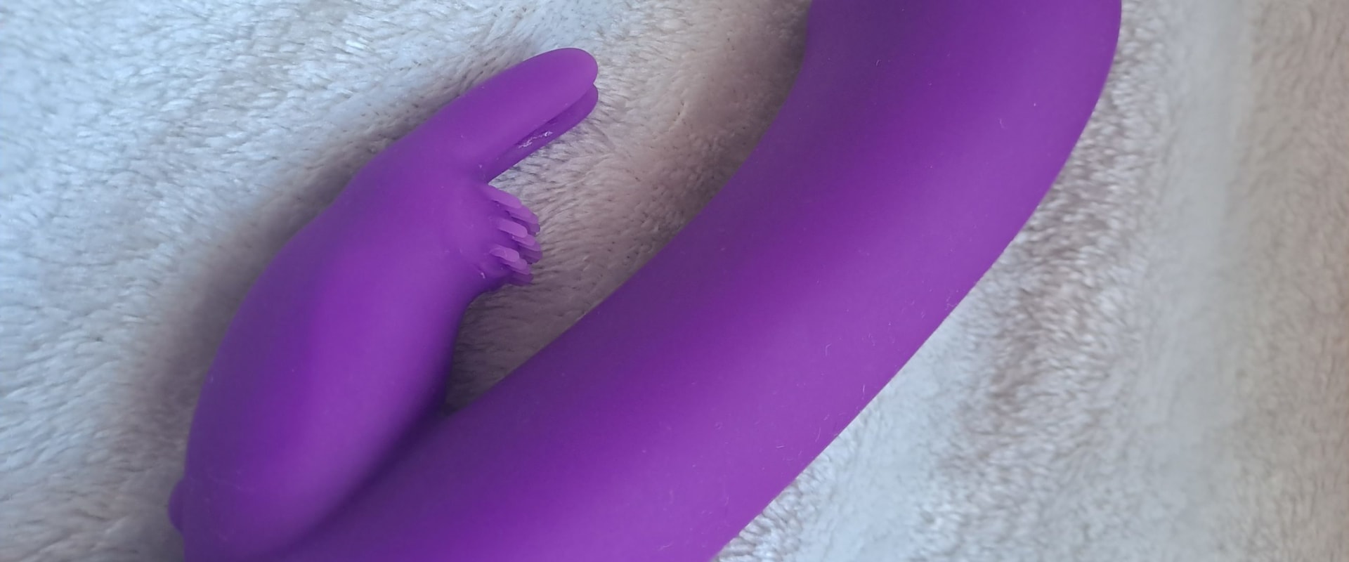 All You Need to Know About G-Spot Rabbit Vibrators